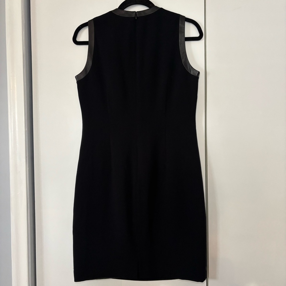Lauren Ralph Lauren Women’s Sheath Dress Size 6 Black Leather Trim - Picture 2 of 7